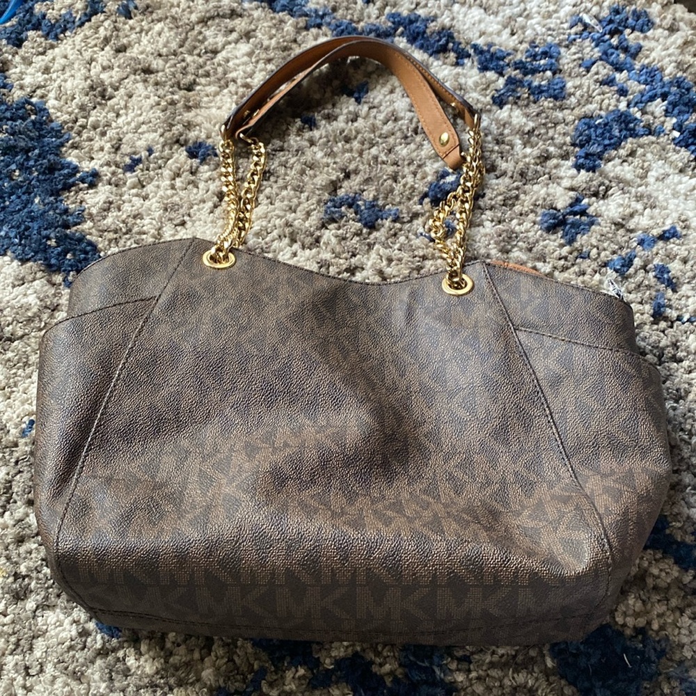 Micheal Kors shoulder bag